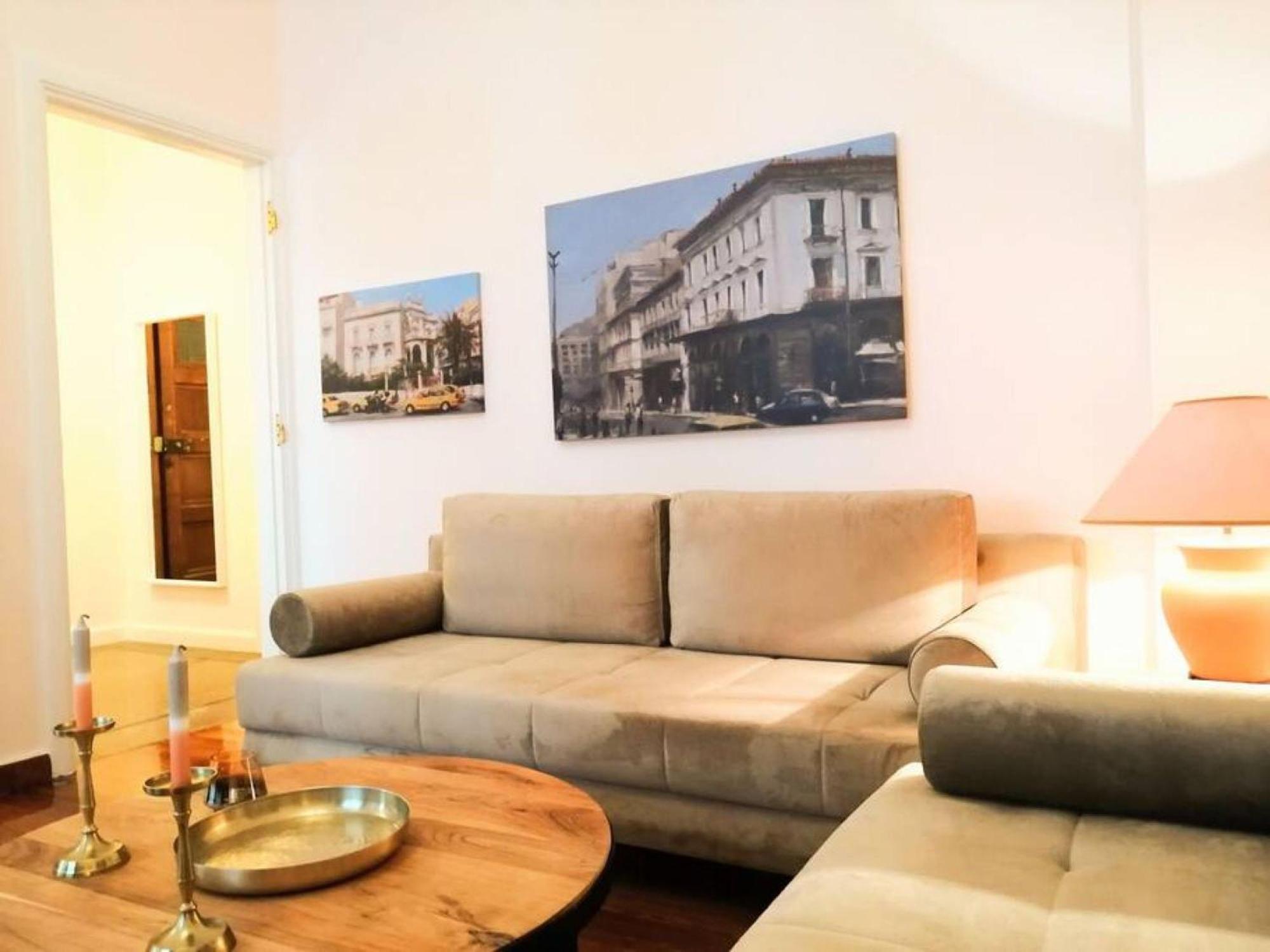 Elegant Apartment In Syntagma Square Atenas Exterior foto